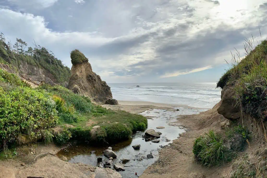 Hug Point Beach